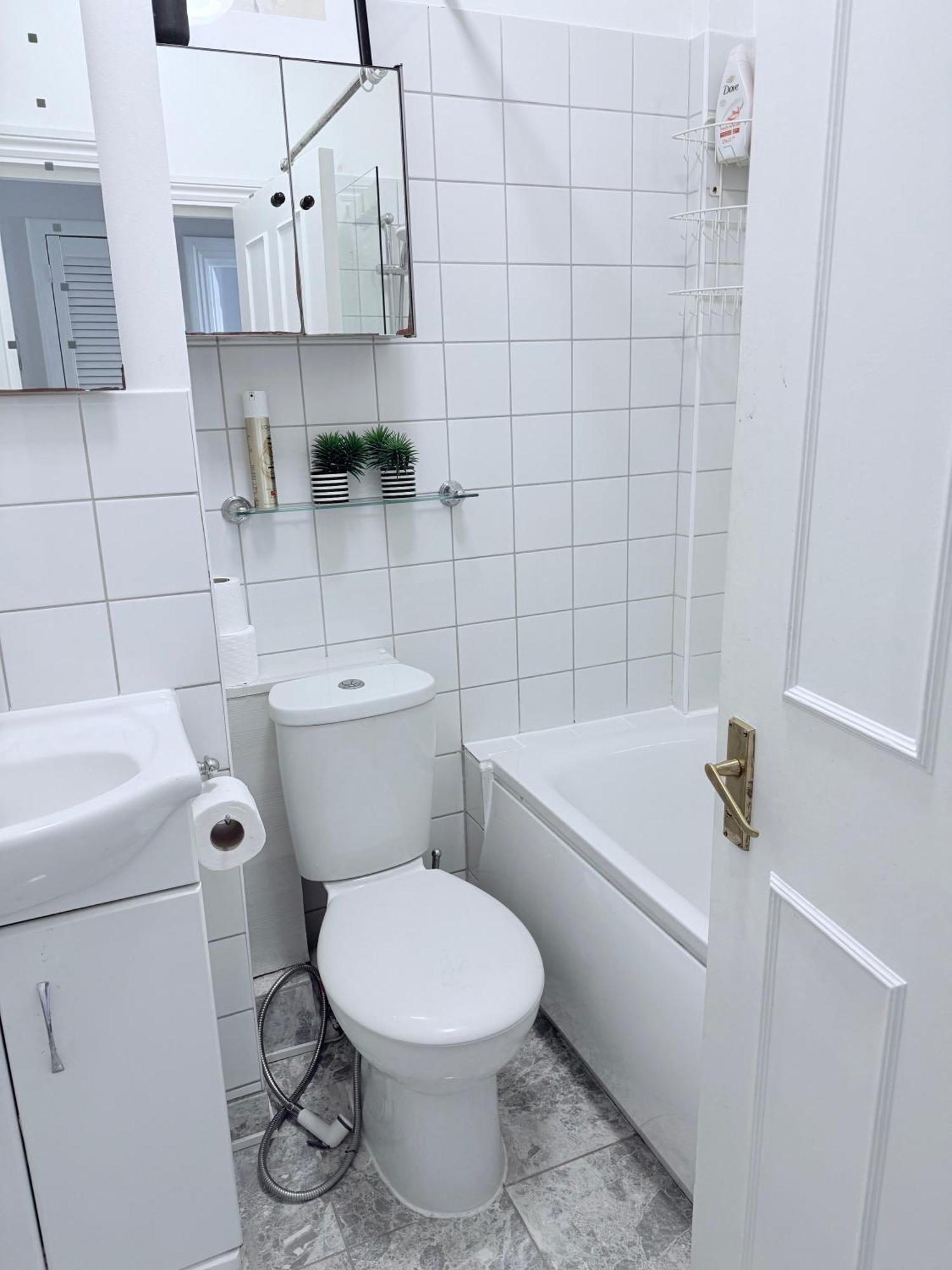 Bright And Modern Flat Near Portobello Road And The Canal * Londres